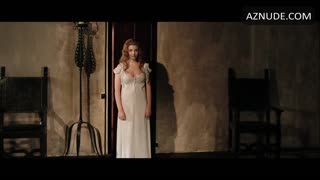MIRIAM GIOVANELLI nude in Dracula 3D