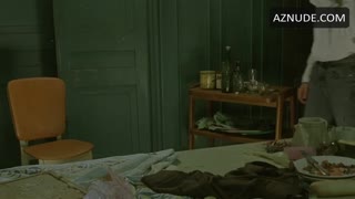 EVA GREEN nude in The Dreamers