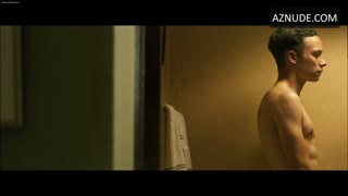 MARGOT ROBBIE nude in Dreamland