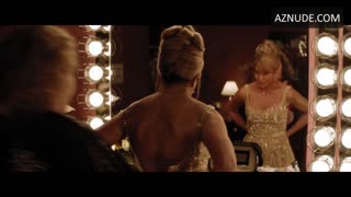 JENNIFER ANISTON nude in Dumplin