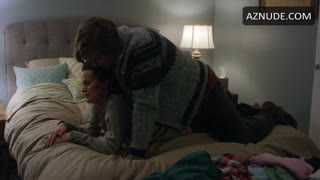 ELIZABETH REASER nude in Easy