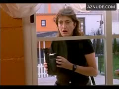 MARIA CONCHITA ALONSO nude in El Grito en el cielo