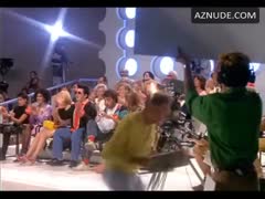 MARIA CONCHITA ALONSO nude in El Grito en el cielo