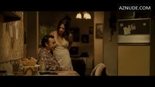 ELIZABETH CERVANTES nude in El infierno