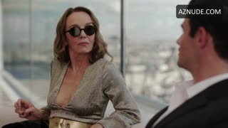 PHILIPPINE LEROY-BEAULIEU nude in Emily in Paris