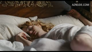 EMMA STONE nude in The Favourite