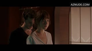 DAKOTA JOHNSON nude in Fifty Shades of Grey