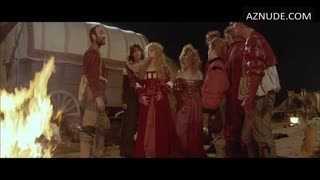 JENNIFER JASON LEIGH nude in Flesh + Blood