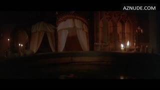 JENNIFER JASON LEIGH nude in Flesh + Blood