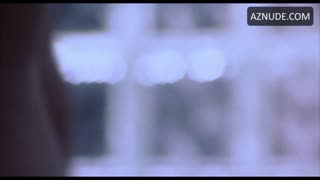 KRISTY SWANSON nude in Flowers in the Attic