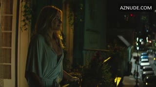MARGOT ROBBIE nude in Focus