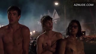 MACKENZIE DAVIS nude in Freaks of Nature