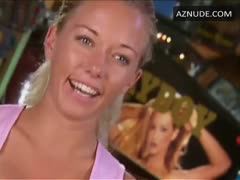 KENDRA WILKINSON nude in The Girls Next Door
