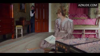 SURANNE JONES nude in Gentleman Jack