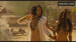 ROSE BYRNE nude in Get Him to the Greek