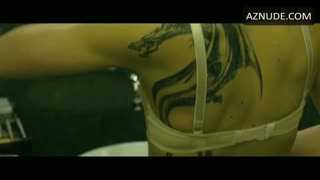 ROONEY MARA nude in The Girl with the Dragon Tattoo