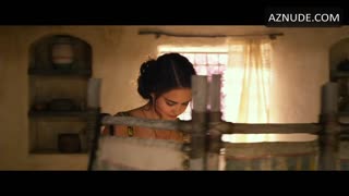 COURTNEY EATON nude in Gods of Egypt