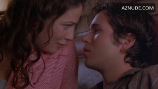 JOANNE KELLY nude in National Lampoon’s Going the Distance