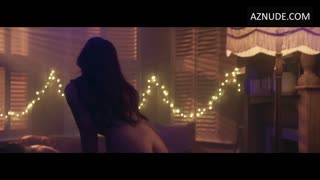 MAY KELLY nude in Graphic Desires