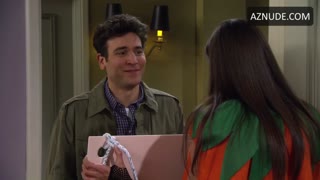 KATIE HOLMES nude in How I Met Your Mother