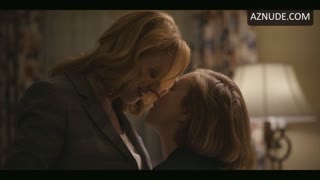 CHRISTINA HENDRICKS nude in Hacks