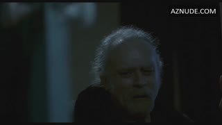 DANIELLE HARRIS nude in Halloween II