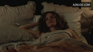 NICOLE STEINWEDELL nude in Hawaii Five-0