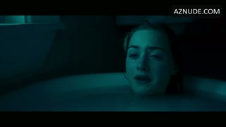 MELANIE LYNSKEY nude in Heavenly Creatures