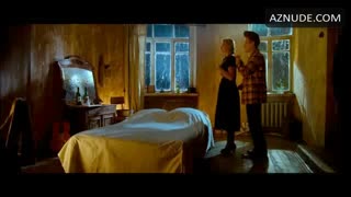 OKSANA AKINSHINA nude in Hipsters
