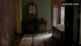 CLAIRE DANES nude in Homeland