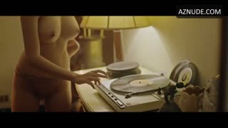 CARA GONZALES nude in Hugas