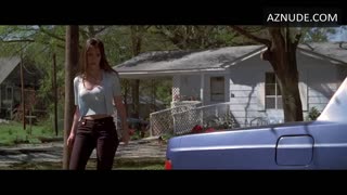 JENNIFER LOVE HEWITT nude in I Know What You Did Last Summer