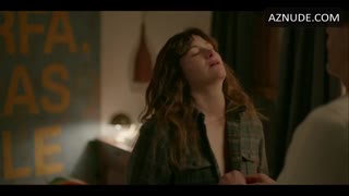 KATHRYN HAHN nude in I Love Dick
