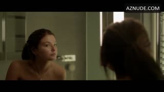 STEFANIE SCOTT nude in I.T.
