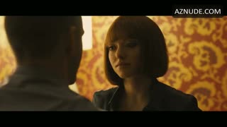 AMANDA SEYFRIED nude in In Time
