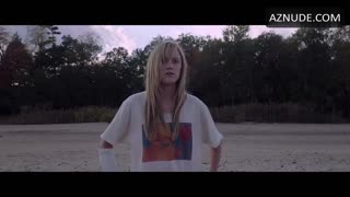 MAIKA MONROE nude in It Follows