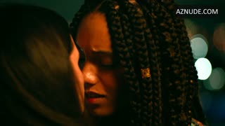 SHANNON WOODWARD nude in Jagged Mind