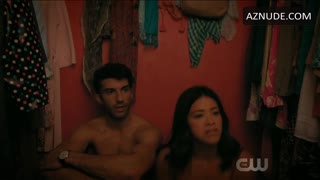 GINA RODRIGUEZ nude in Jane the Virgin
