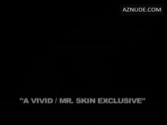 KENDRA WILKINSON nude in Kendra Wilkinson Sex Tape