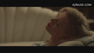 KIM BASINGER nude in L.A. Confidential