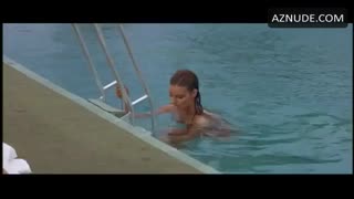 RAQUEL WELCH nude in Lady in Cement