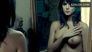CLARA LAGO nude in The Hanged Man