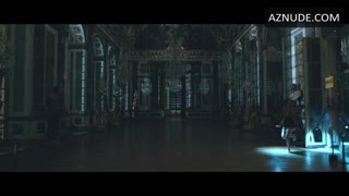 CHARLOTTE LEBON nude in Le grand mechant loup
