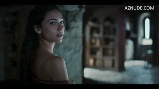 MATILDA DE ANGELIS nude in Leonardo