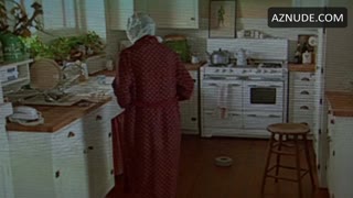 LAURA LINNEY nude in The Life of David Gale