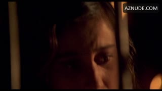 LUMI CAVAZOS nude in Like Water for Chocolate