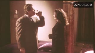MADCHEN AMICK nude in The List