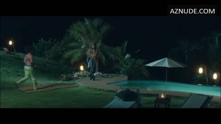 PATRICIA VELASQUEZ nude in Liz in September