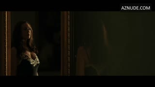 ELENA SOFIA RICCI nude in Loro