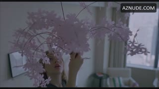 SCARLETT JOHANSSON nude in Lost in Translation